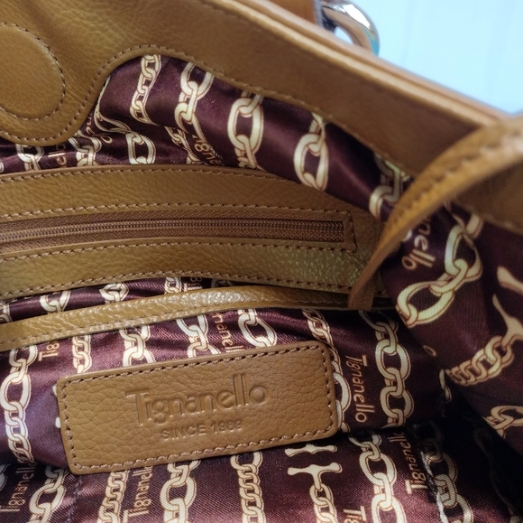Tignanello Camel Tan Leather Shoulder Bag - Medium - Picture 9 of 10